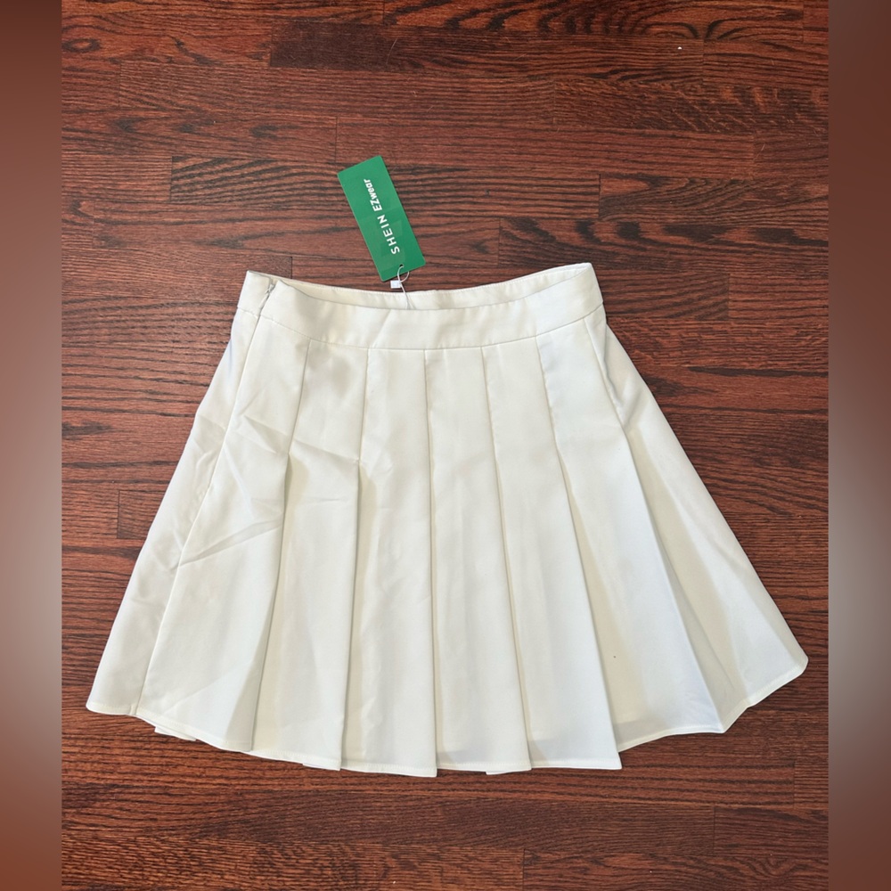 Pleated White Skirt